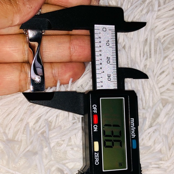 14k White Gold Vermeil Cremation Urn pendant | Urn for Human/Pet Ashes Swarovski - Picture 4 of 8